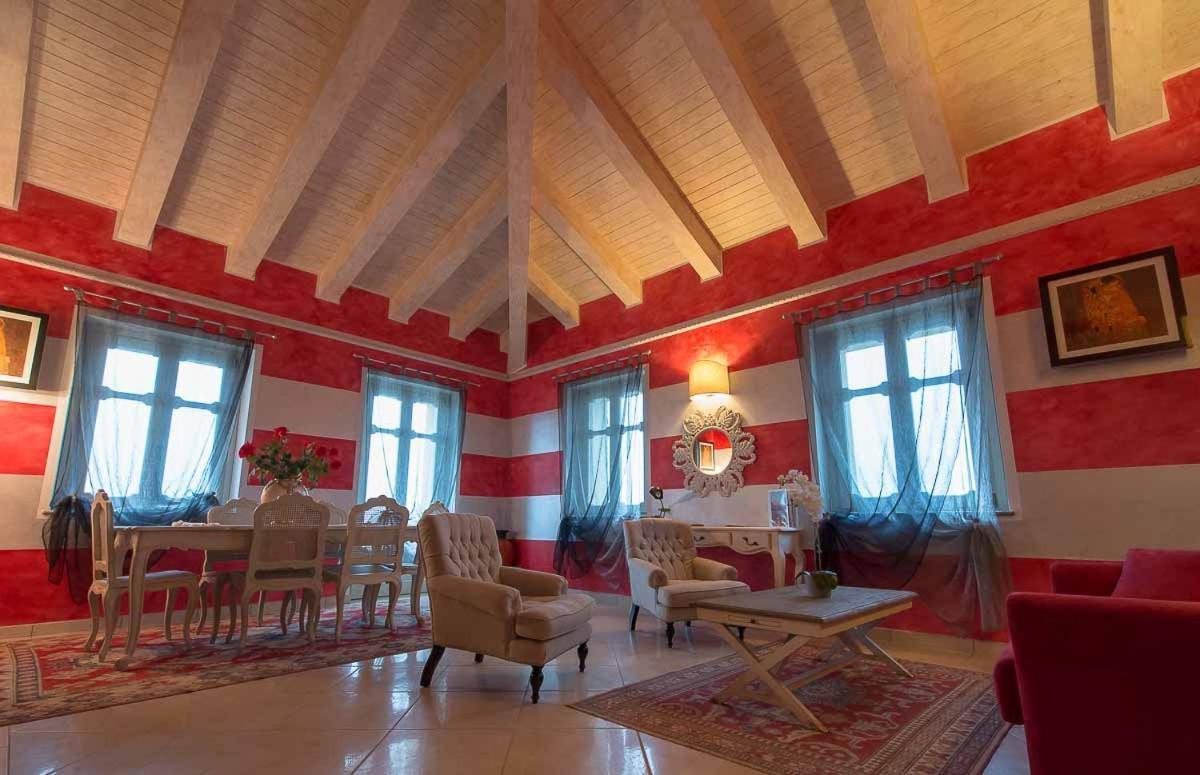 Villa Morneto Vignale エクステリア 写真